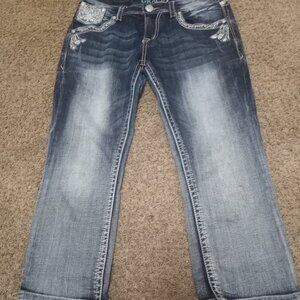 Womens capri size 29